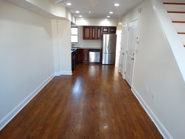 Living Room - 2612 Ellsworth St