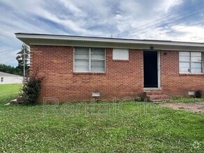 Building Photo - 386 Navy Dr