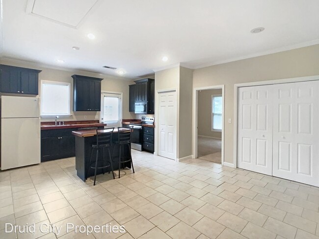 Building Photo - 3 br, 2 bath House - 2303 22nd Street