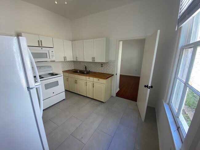 Cocina - 2925 Banks St