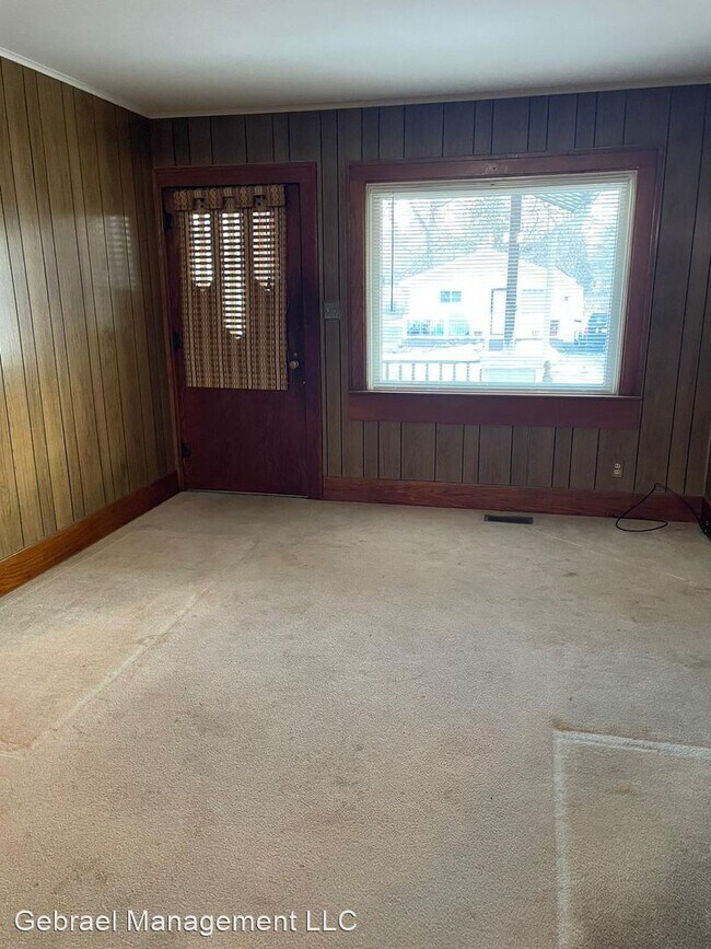 Building Photo - 3 br, 1 bath House - 1114 Crawford st