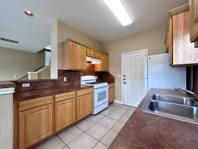 Foto del edificio - 7202 Meador Ave