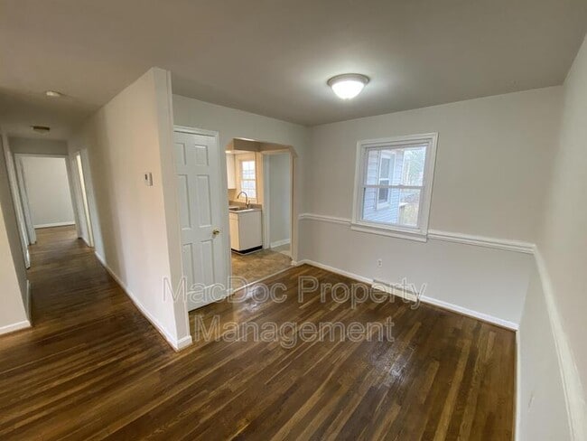 Building Photo - 11308 Gordon Rd