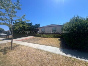 Building Photo - 5016 Lorelei Ave