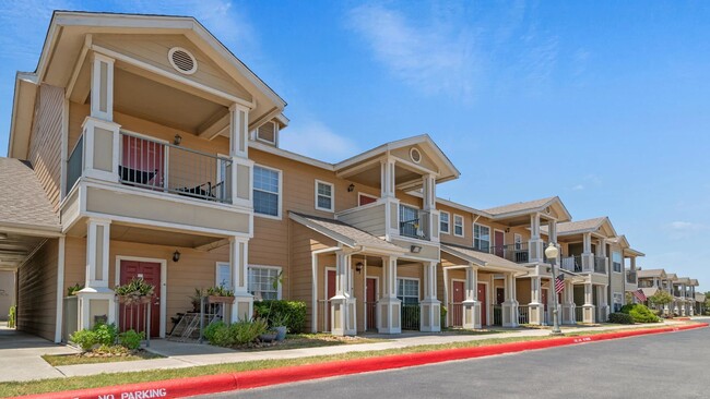 Foto del edificio - 705 Village Way