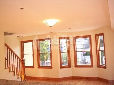 Foto del edificio - 102 Allston St