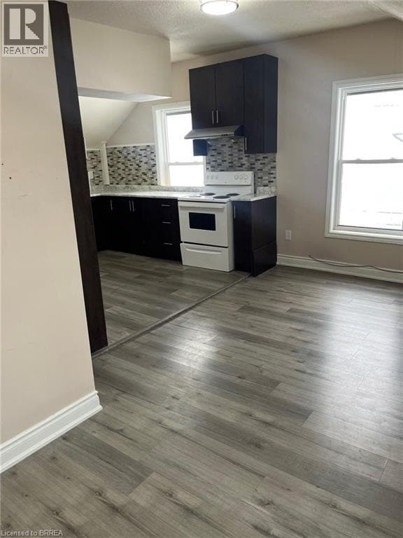 Building Photo - 153 Albion St