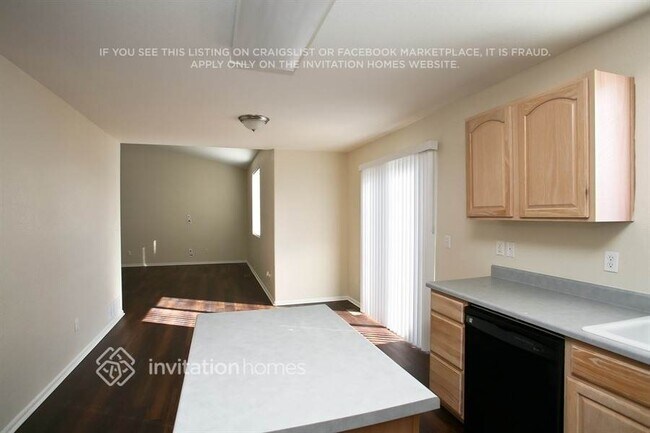 Building Photo - 1245 Legend Oak Dr