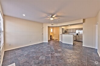 Building Photo - 8555 W Russell Rd