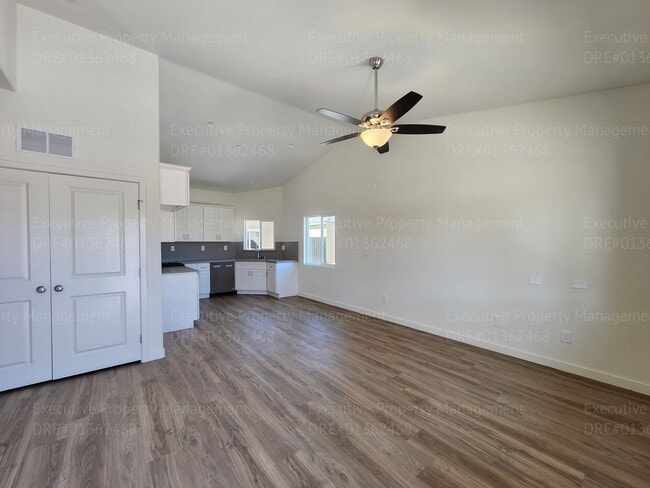 Foto del edificio - 8521 Grandy St