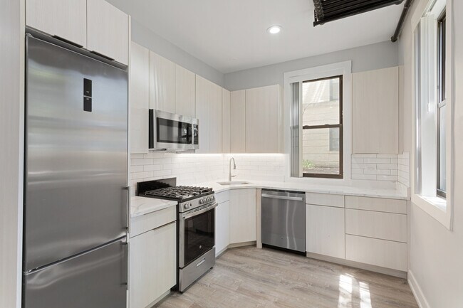 Foto del edificio - 1320 W Birchwood Ave