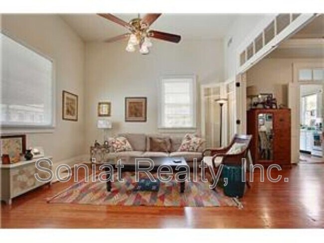 Foto del edificio - 4711 Laurel Street