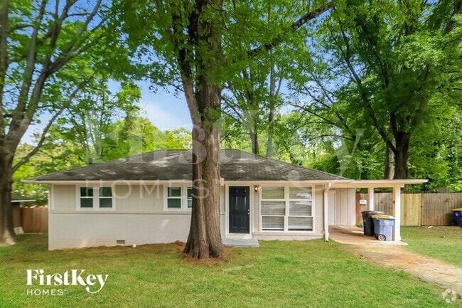 Building Photo - 2296 Lakewood Dr NW