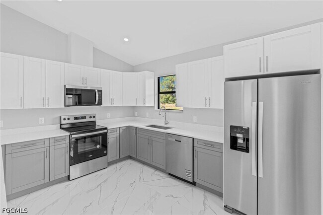 Foto del edificio - 633 Windermere Dr