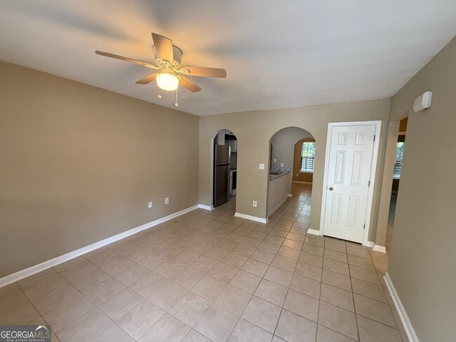 Building Photo - 960 Windwood Ct