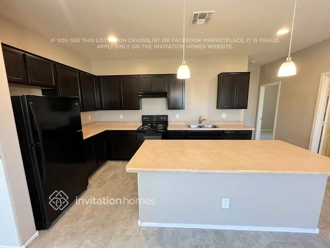 Foto del edificio - 11523 W Redfield Rd