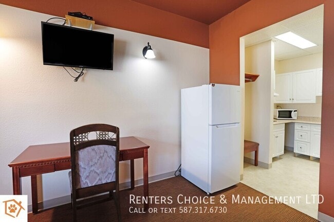 Building Photo - Bachelor Suite in Duchess With Fully Equip...