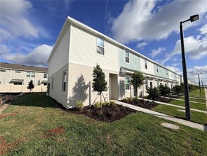 Building Photo - 2946 Skyline Lp