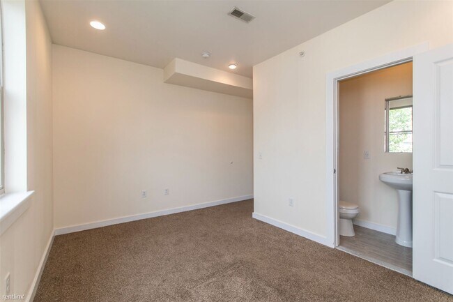 Foto del edificio - 4 br, 4 bath Duplex - 1614 N SYDENHAM ST U...