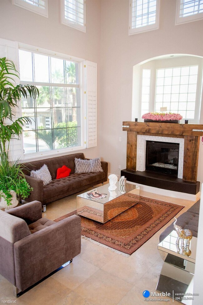 Foto del edificio - 5 br, 4 bath House - 1440 Via Merano St