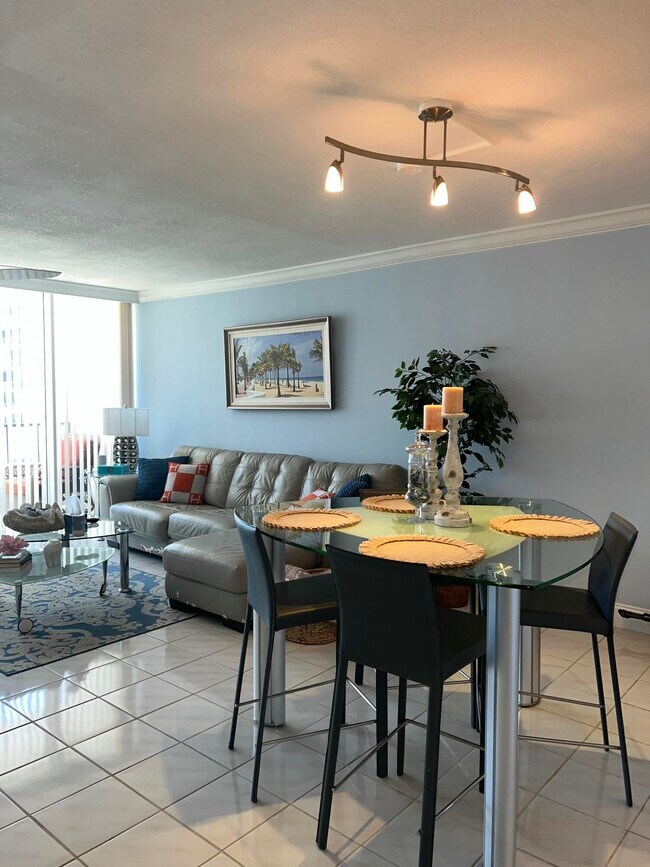 Building Photo - 4750 S Ocean Blvd