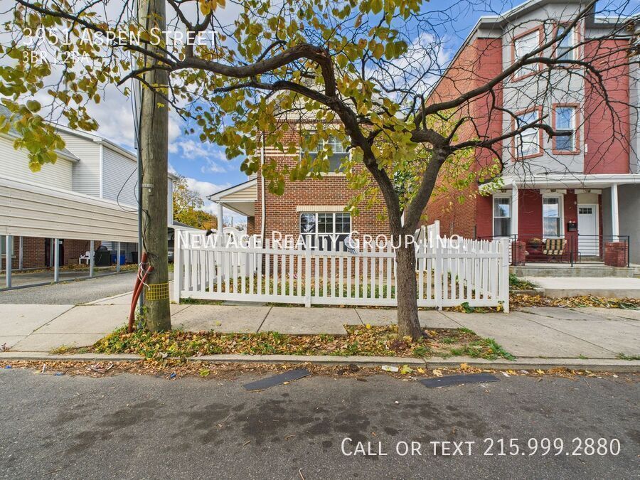 Primary Photo - 3951 Aspen St