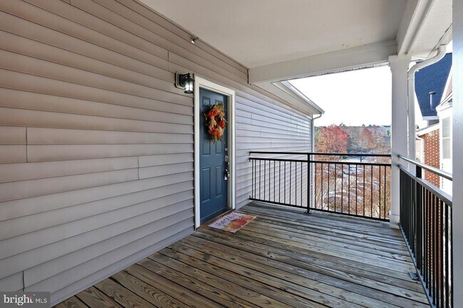 Building Photo - 20417 Riverbend Square