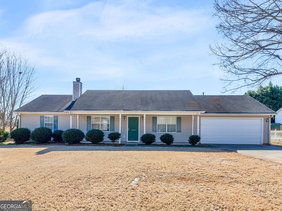 Primary Photo - 108 Greenleaf Dr