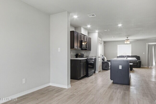Building Photo - 14368 Star Cactus Ave