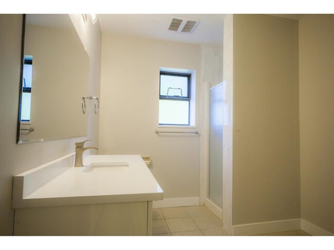 Building Photo - 11604-1175A 75A Ave.