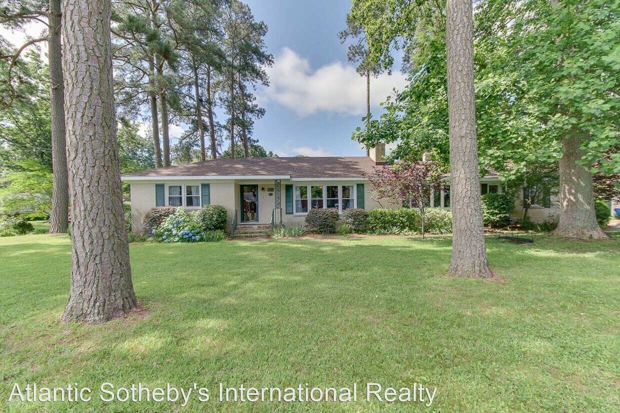 Foto principal - 4 br, 3 bath House - 4501 Thoroughgood Drive