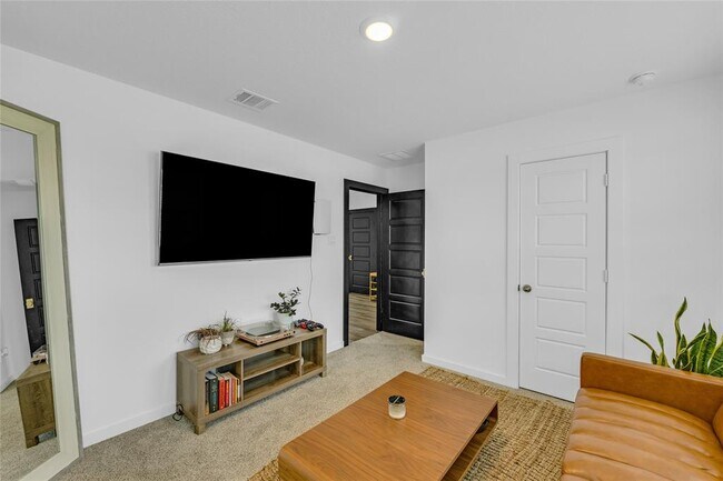 Foto del edificio - 1142 Sommerville Dr