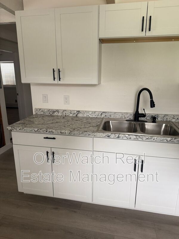 Building Photo - 5130 Taku Dr