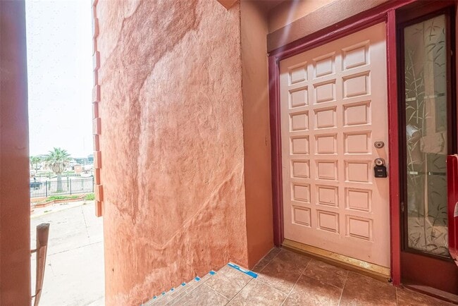 Building Photo - 411 Sailfish Ave