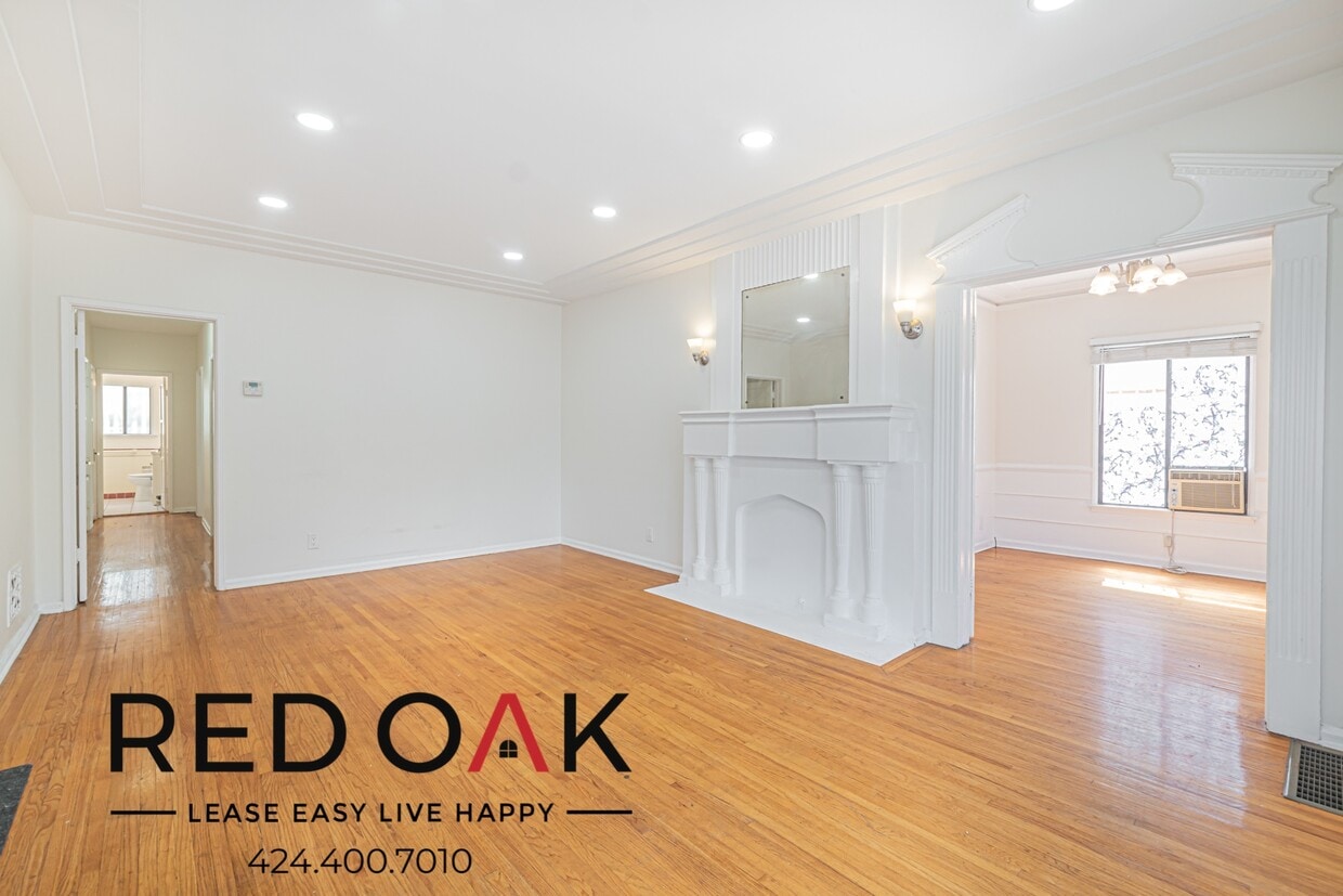 Foto principal - 5636 6th St