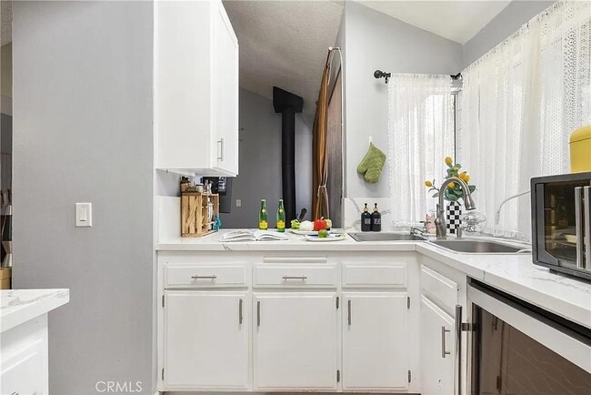 Foto del edificio - 4140 Workman Mill Rd