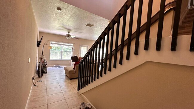 Foto del edificio - 4706 Cohune Palm Court, Greenacres, FL 33463