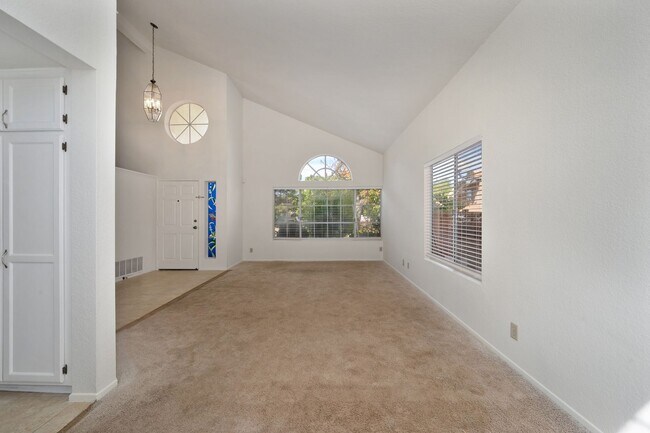 Foto del edificio - CHARMING HOME IN TEMECULA 3 BD/2.5 BA | OV...