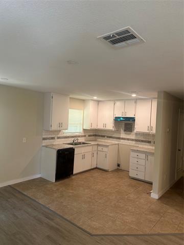 Foto del edificio - 14419 Briarcrest Dr