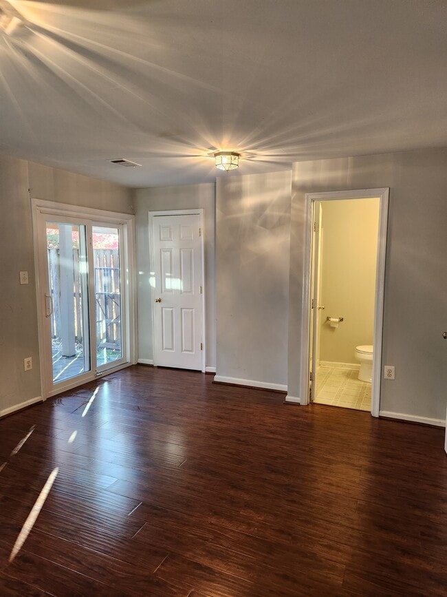 Building Photo - 44153 Paget Ter