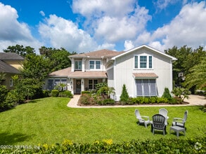 Building Photo - 401 Payasada Lakes Ave