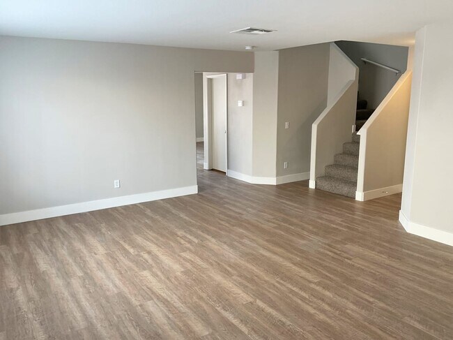 Foto del edificio - 5920 Wood Petal St