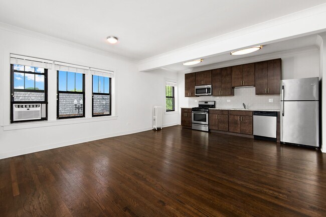 Foto del edificio - 5425 N Clark Apartments