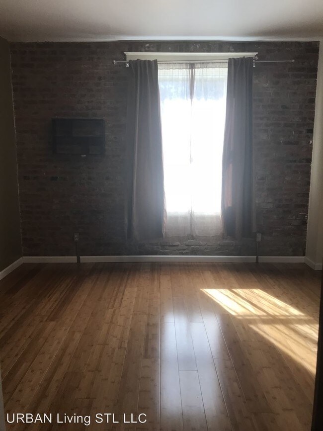 Building Photo - 1 br, 1 bath House - 2215 Keokuk Street