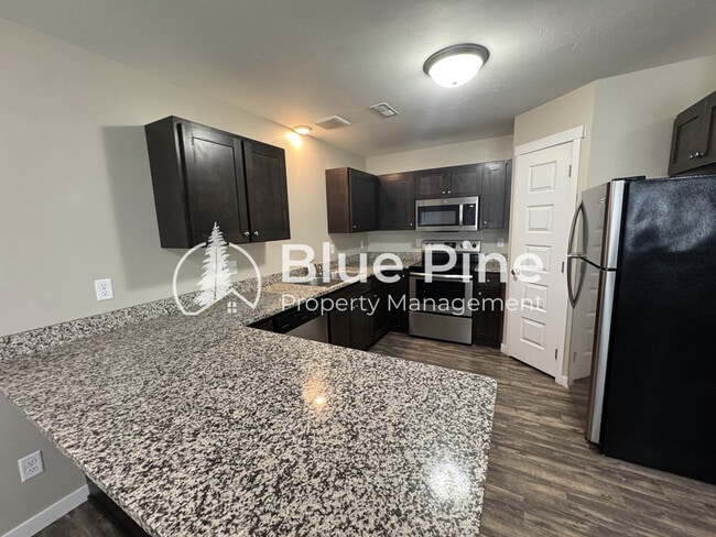 Building Photo - 2829 Murwood