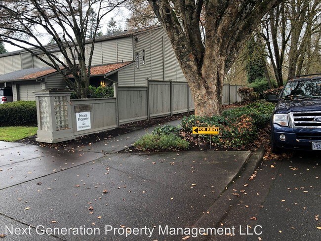 Building Photo - 2 br, 2.5 bath House - 88 Fairway Loop
