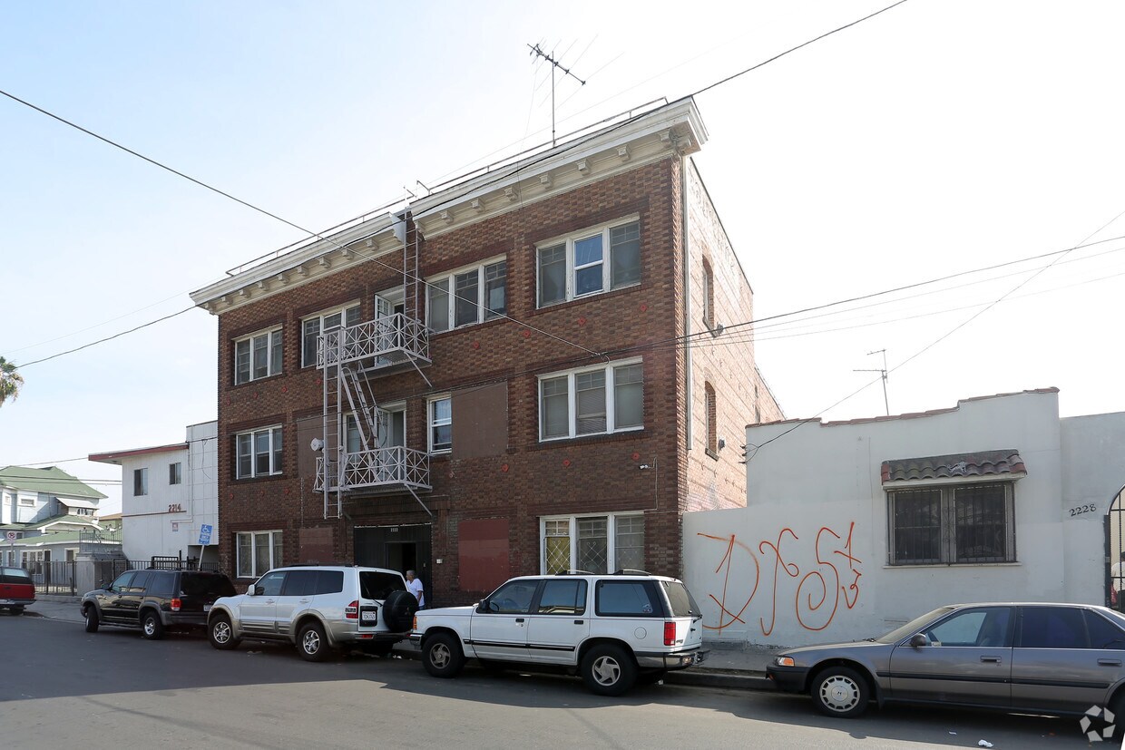 Foto del edificio - Eau Claire Apartments