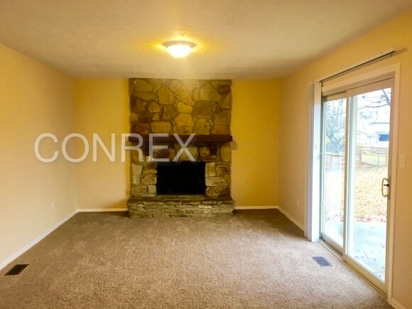 Building Photo - 4467 Aristocrat Cir