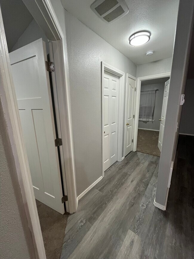 Foto del edificio - 222 Chapman Ln