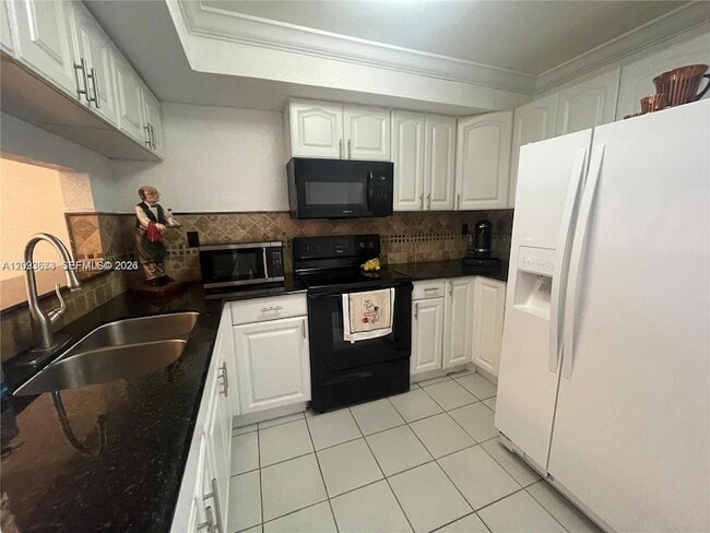 Building Photo - 961 W 37th Terrace